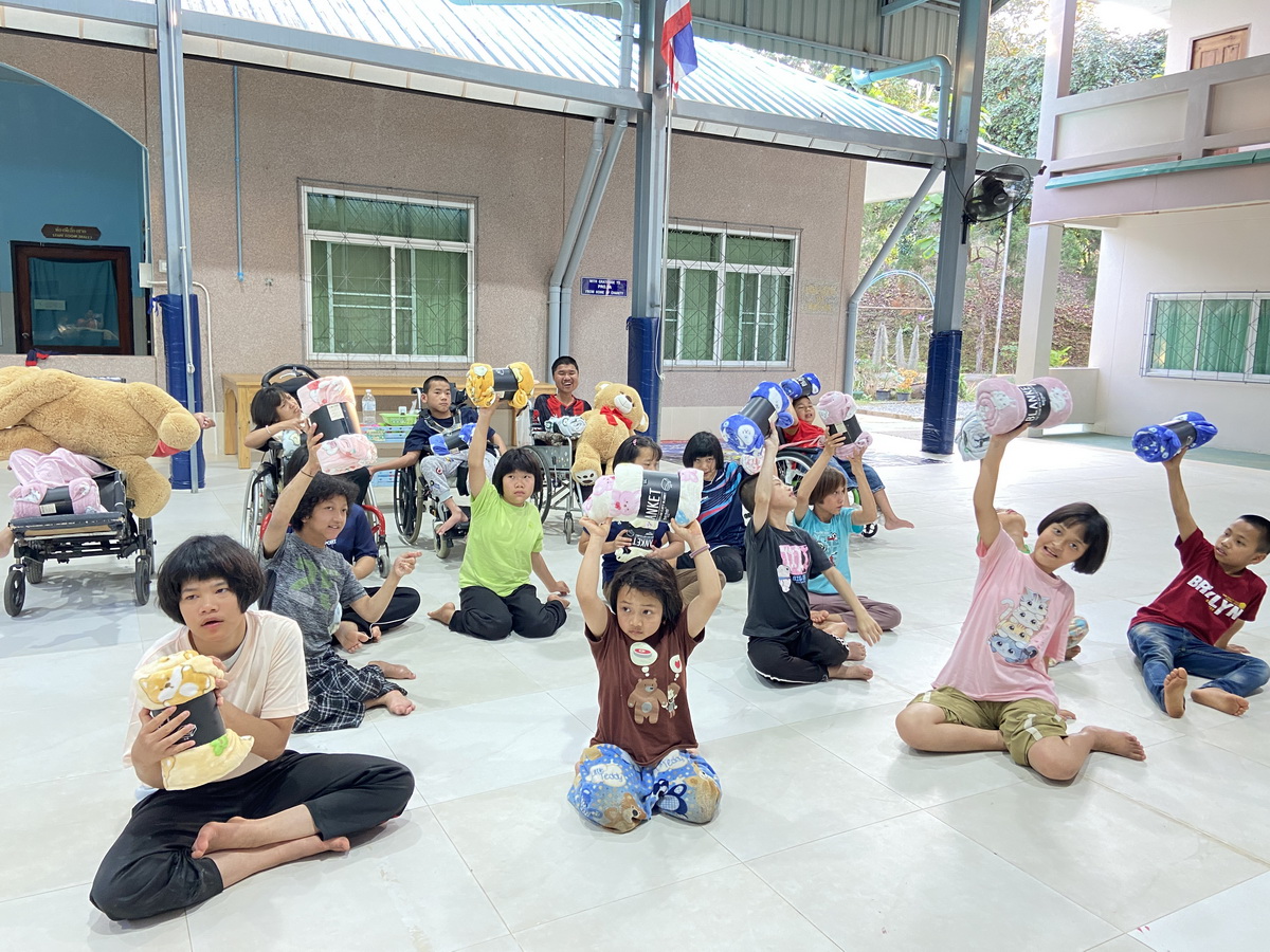 ขอกราบขอบพระคุณผู้มีอุปการคุณทุกท่าน